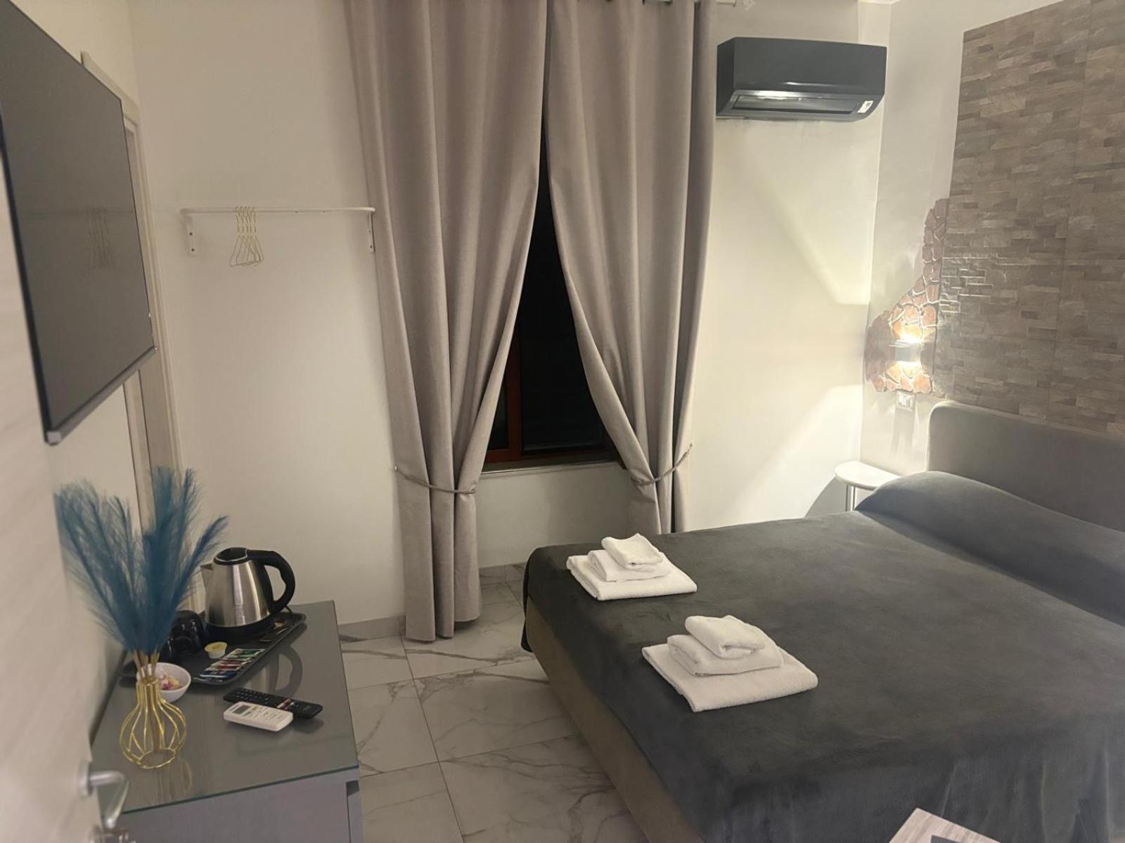 B&B Alla Stazione Naples Exterior photo